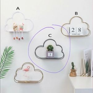 NWOT Super Cute Black Metal Cloud ☁️ Shelf
